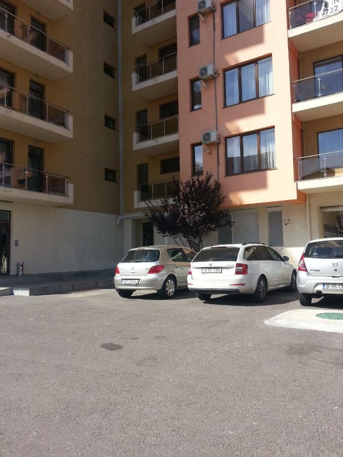 Cristina Iris Apartment *